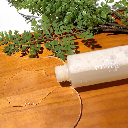 numbuzin No.3 Super Glowing Essence Toner